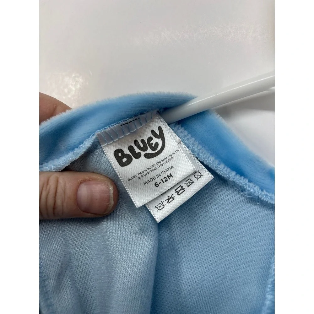 Bluey Costume (SPIRIT Halloween) Disney (6-12M) - Picture 10 of 11